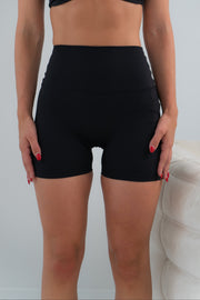 V2 PNEUMA Short - Black Liquorice