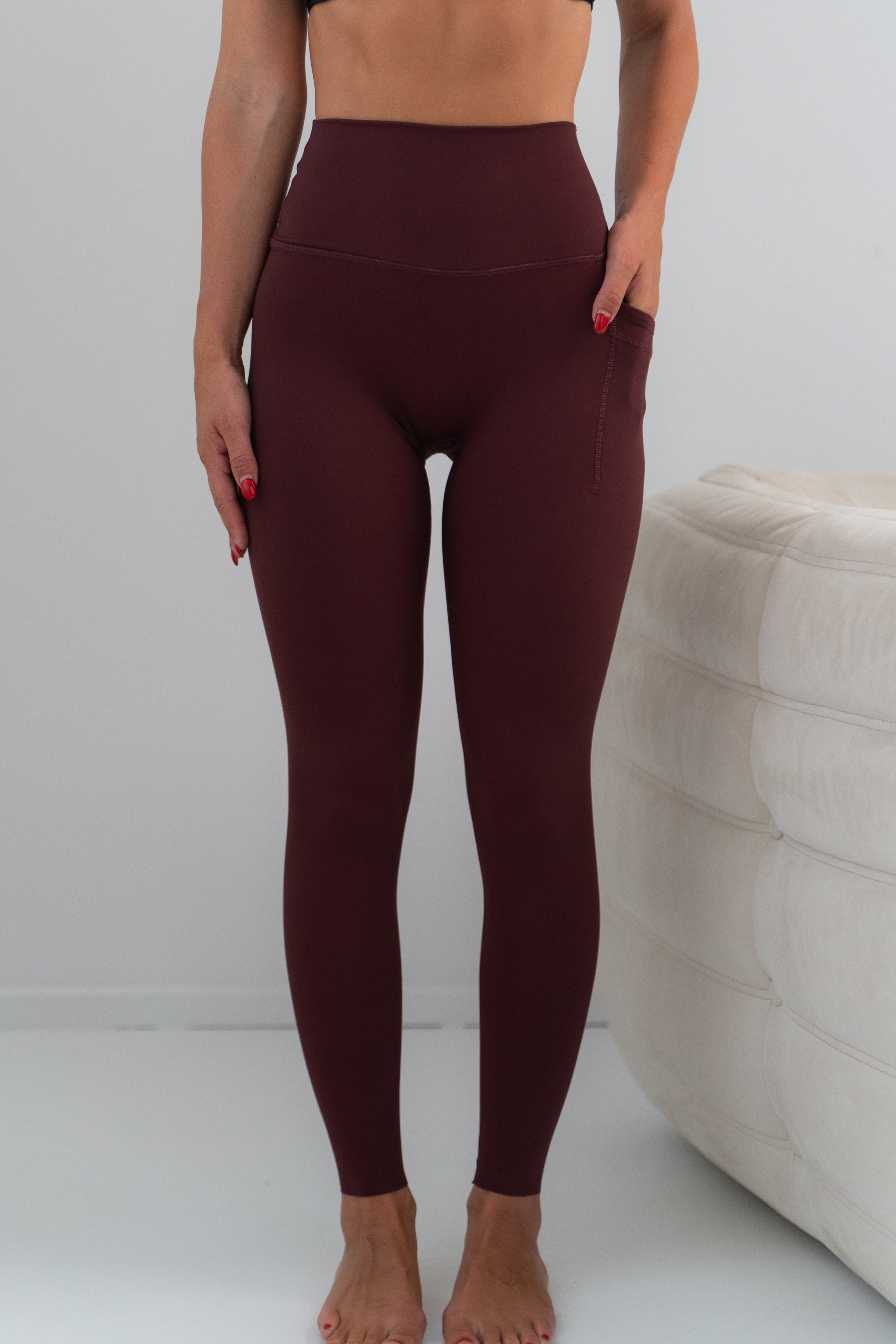 PNEUMA Leggings - Red Velvet