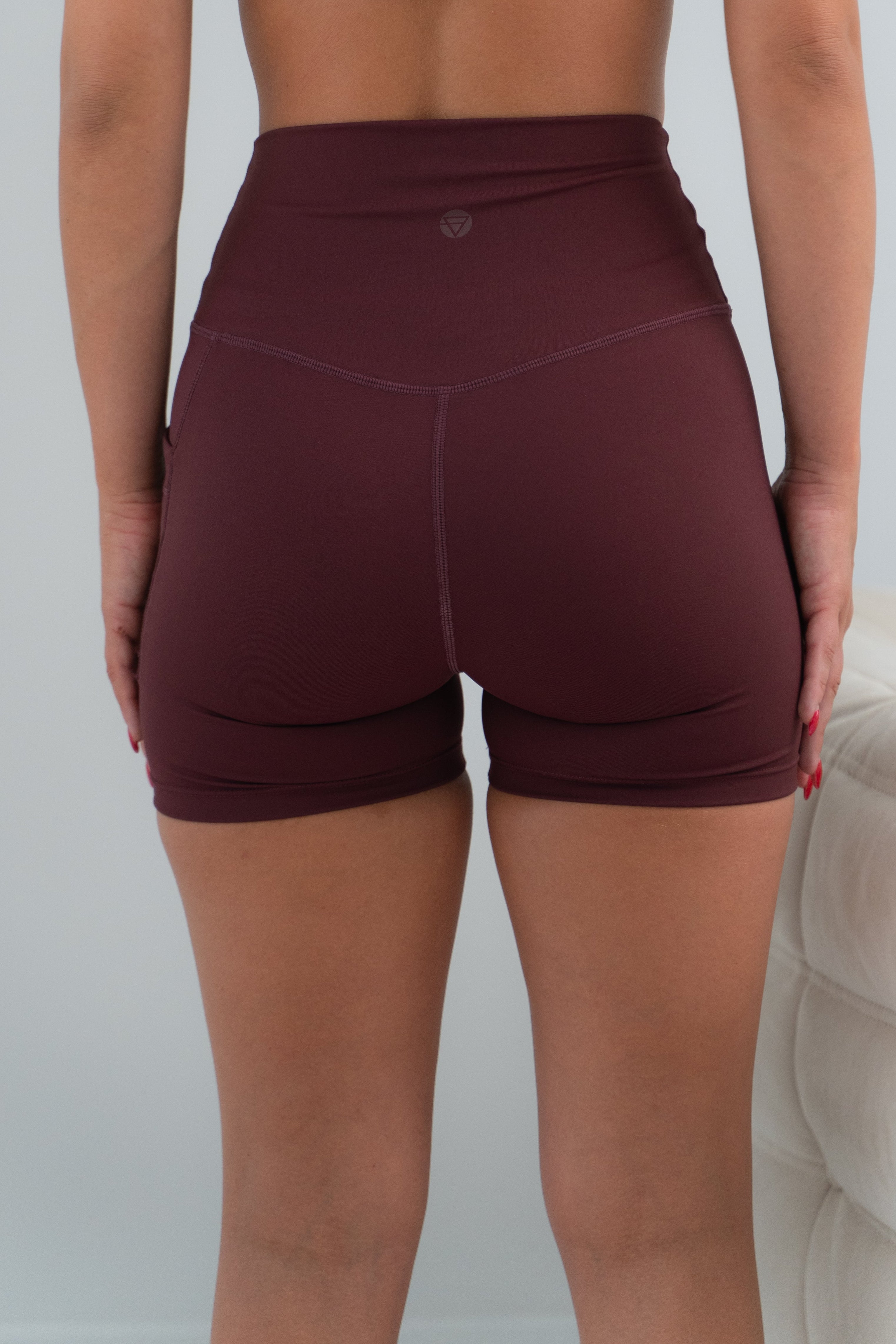 PNEUMA Short - Red Velvet