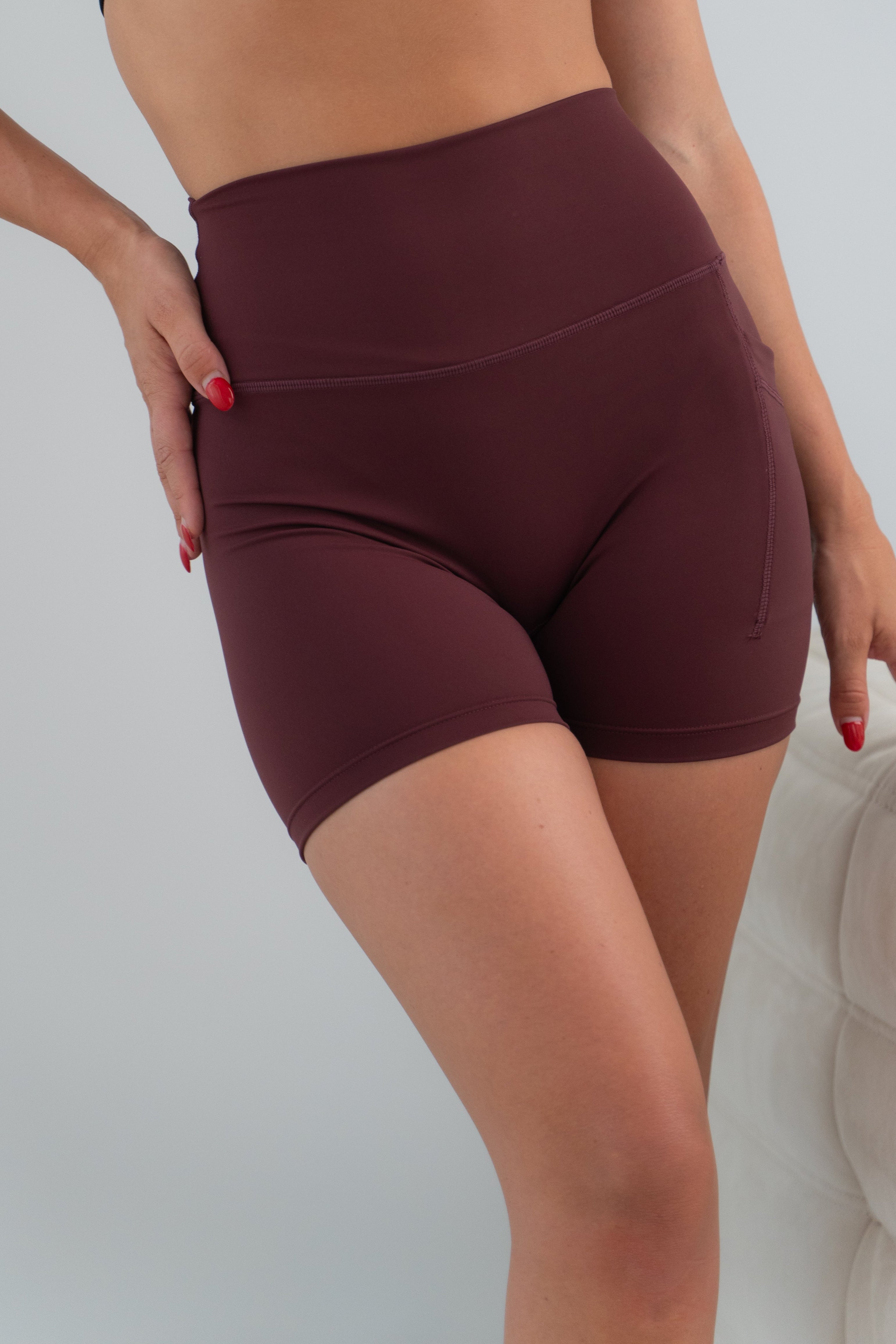 PNEUMA Short - Red Velvet